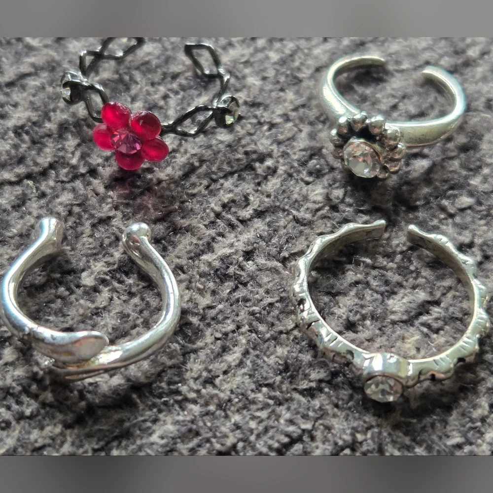 Toe Rings In Various Styles. - Picture 4 of 4